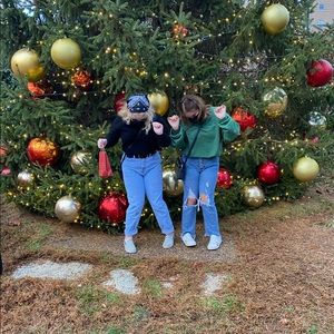 Meet your Posher, Olivia